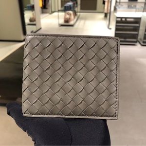 Bottega Veneta Men's Bi-fold Woven Wallet P.Foglio Vintage Wash Black Bitumen